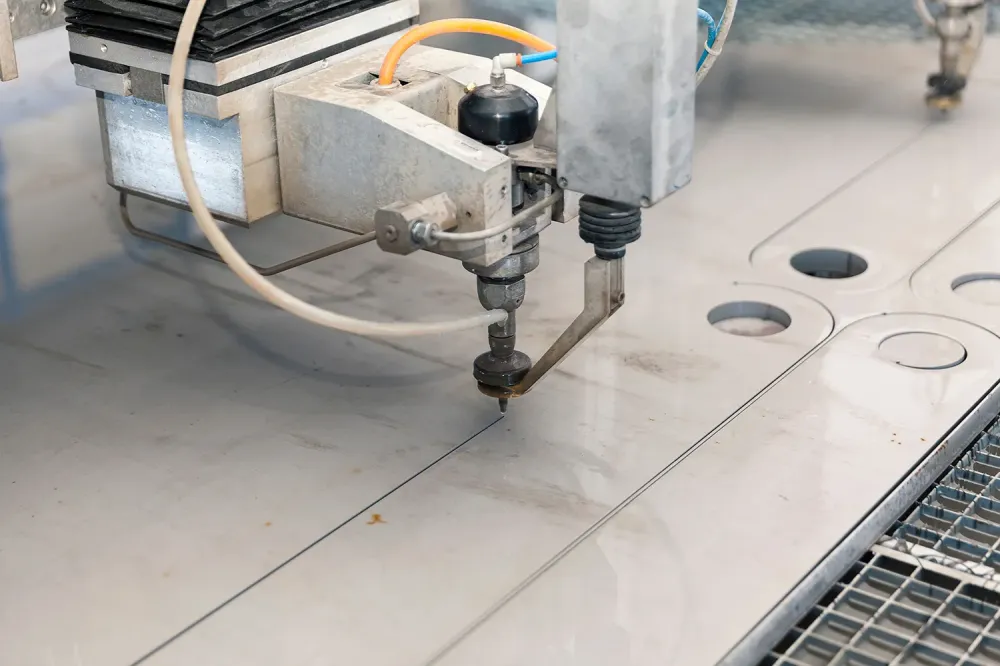 Découpe jet d'eau près de Cognac